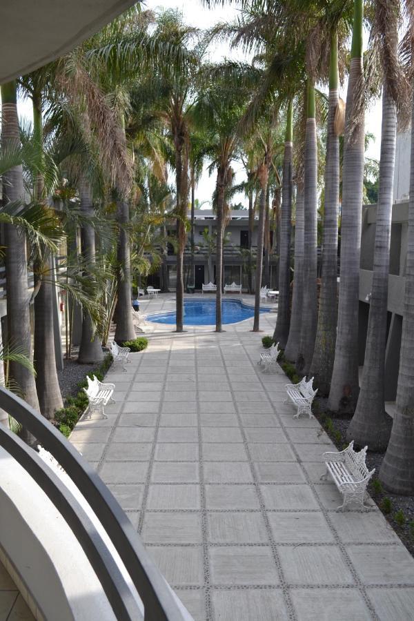 Hotel Suites Del Real Zapopan Zewnętrze zdjęcie